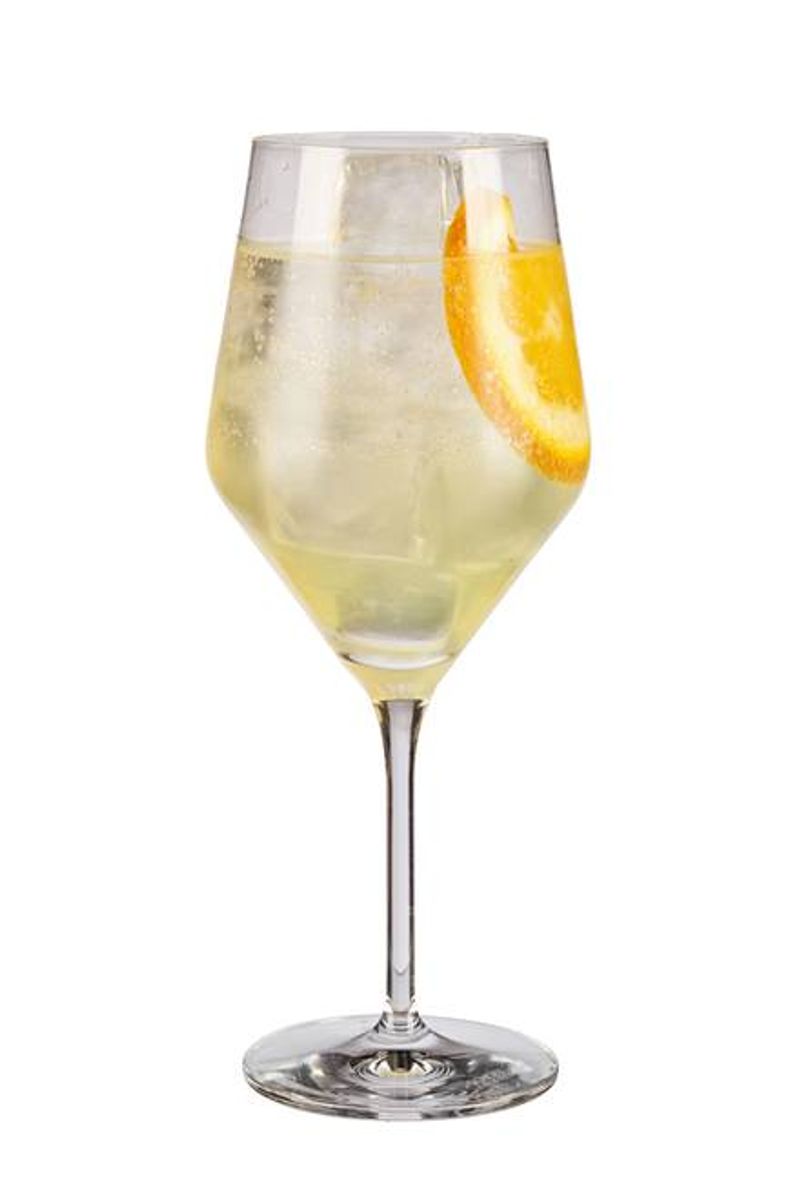 Limoncello Spritz
